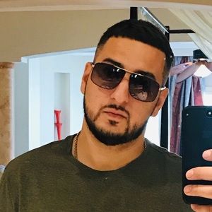 Meet your Posher, George